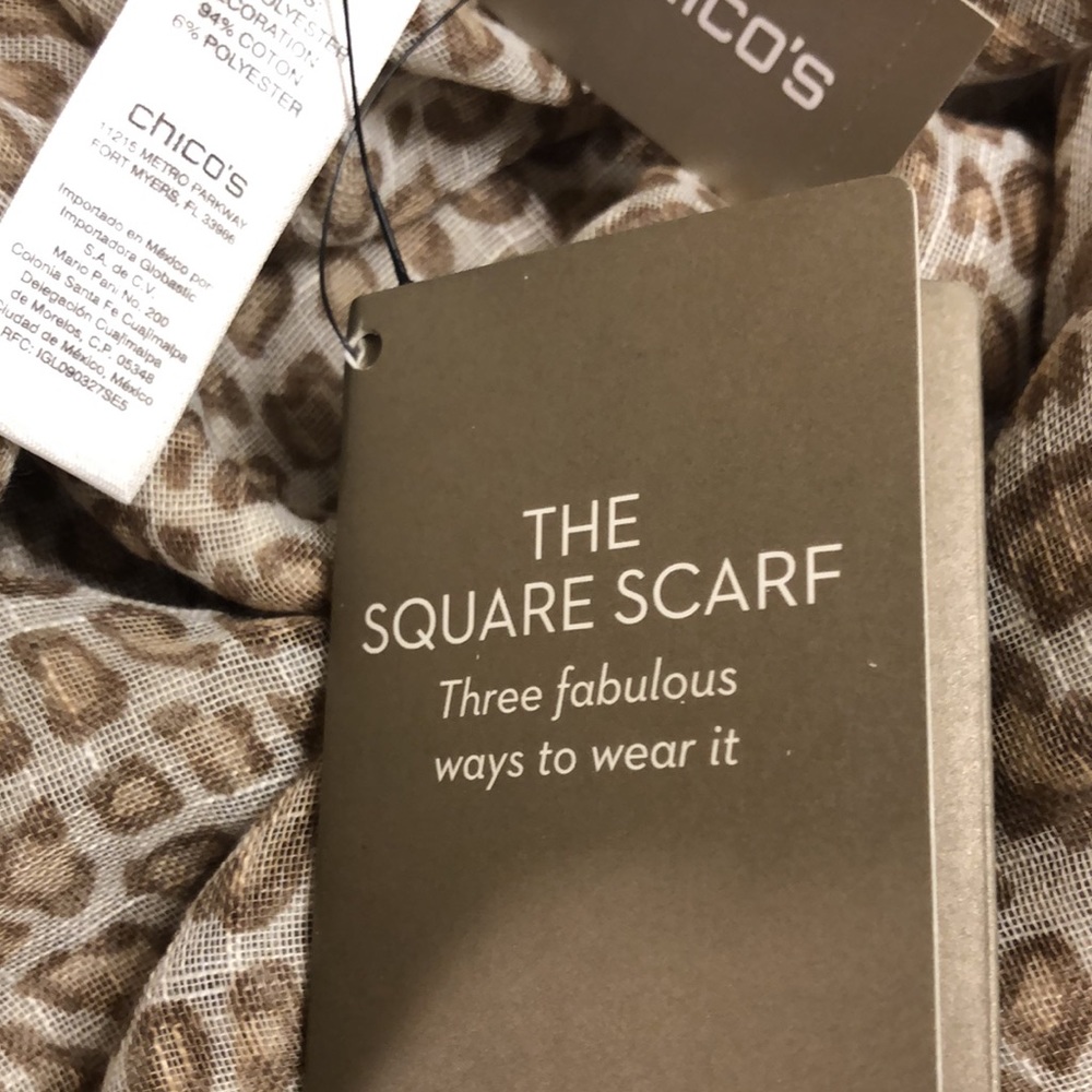 Chico’s NWT Animal print square scarf - Picture 6 of 9